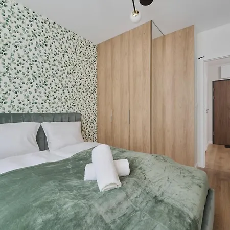 Beautiful 3-bedroom Gwiazdzista 18 By Renters Apartmán Vratislav