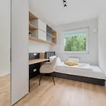 Beautiful 3-bedroom Gwiazdzista 18 By Renters Wroclaw