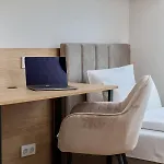 Apartment Beautiful 3-bedroom Gwiazdzista 18 By Renters
