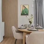Beautiful 3-bedroom Gwiazdzista 18 By Renters