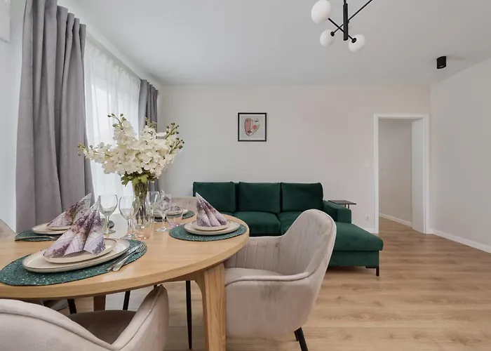 Apartmán Beautiful 3-bedroom Gwiazdzista 18 By Renters *